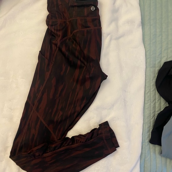 Running bundle! 3 leggings size 4 (s) three lengths - Picture 2 of 3